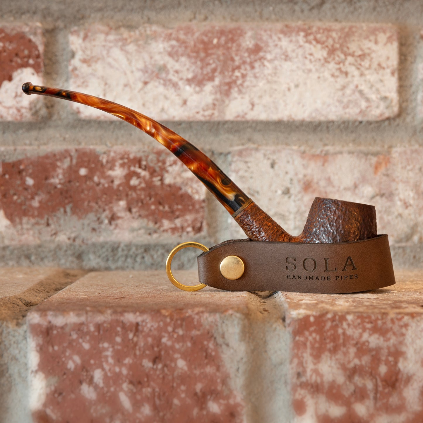 Sola Pipe Keychain and Pipe stand